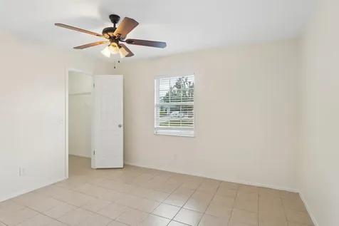 825 SW Canary Terrace Port St Lucie FL 34953