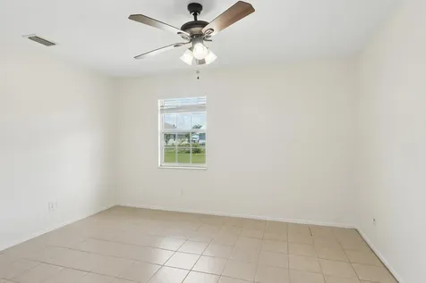 825 SW Canary Terrace Port St Lucie FL 34953