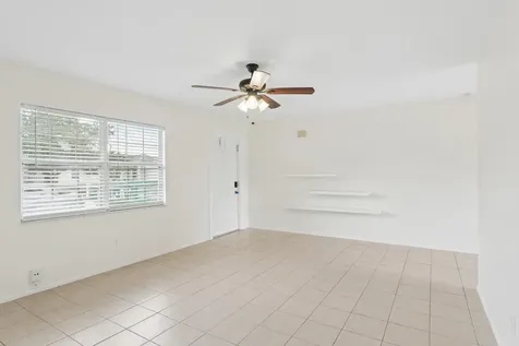 825 SW Canary Terrace Port St Lucie FL 34953