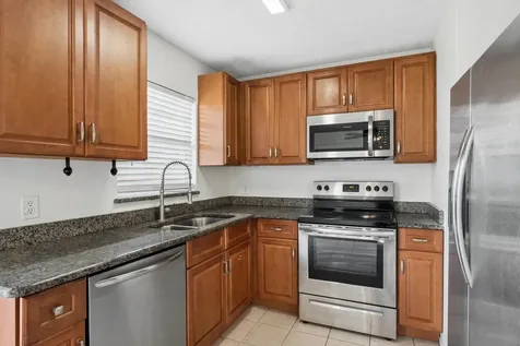 825 SW Canary Terrace Port St Lucie FL 34953