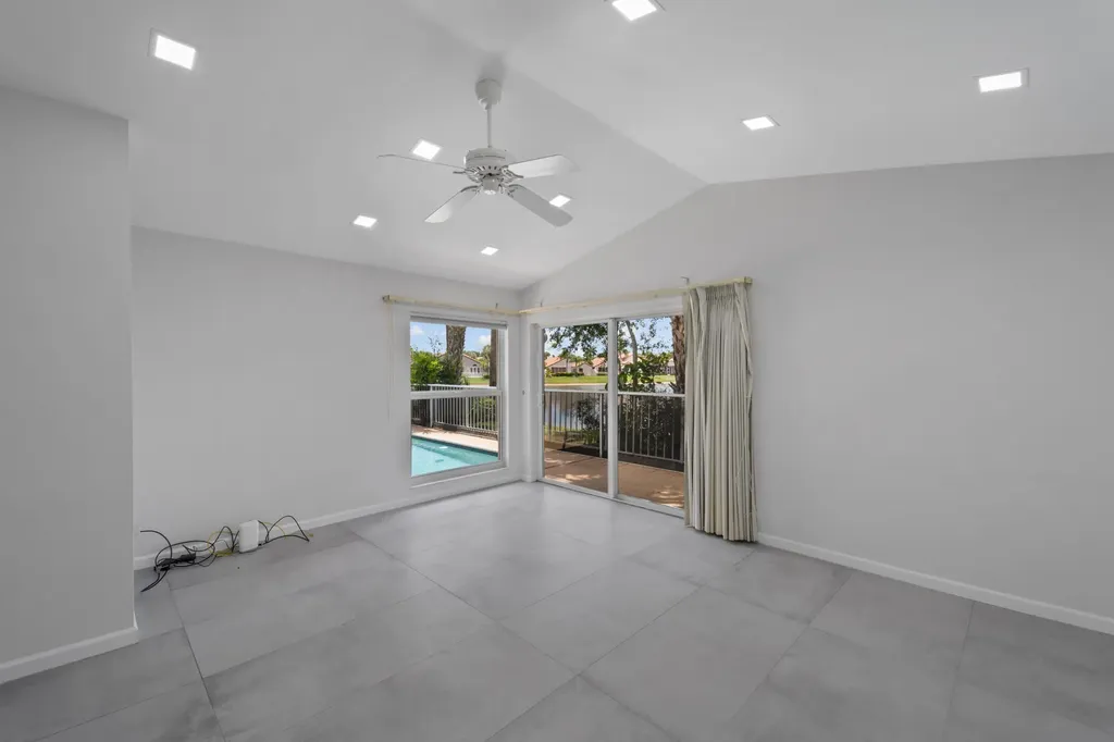 22586 Esplanada Drive Boca Raton FL 33433