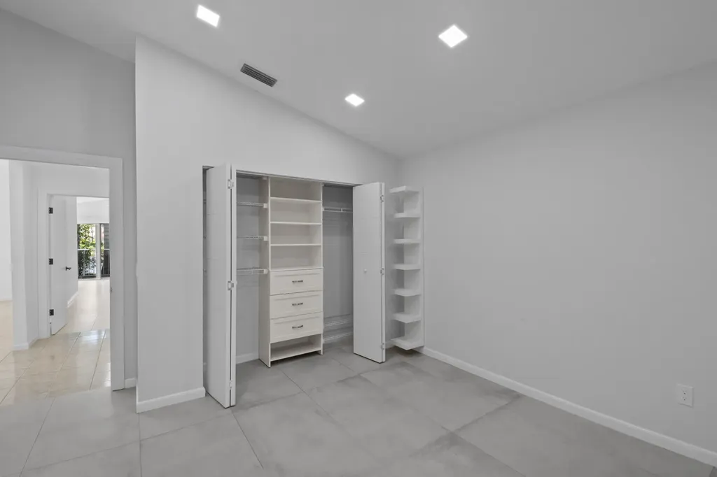 22586 Esplanada Drive Boca Raton FL 33433