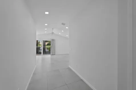 22586 Esplanada Drive Boca Raton FL 33433