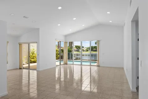 22586 Esplanada Drive Boca Raton FL 33433