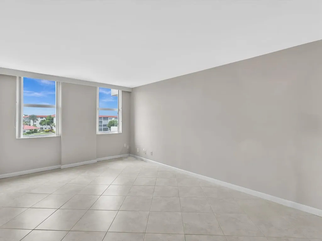 1150 Hillsboro Mile Hillsboro Beach FL 33062