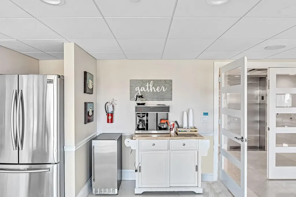 1150 Hillsboro Mile Hillsboro Beach FL 33062