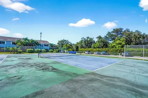 1901 Indian River Boulevard Vero Beach FL 32960