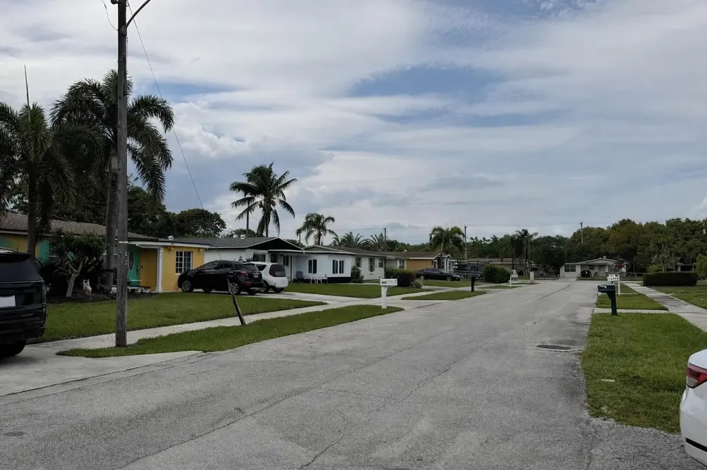 311 NW 11th Avenue Delray Beach FL 33444