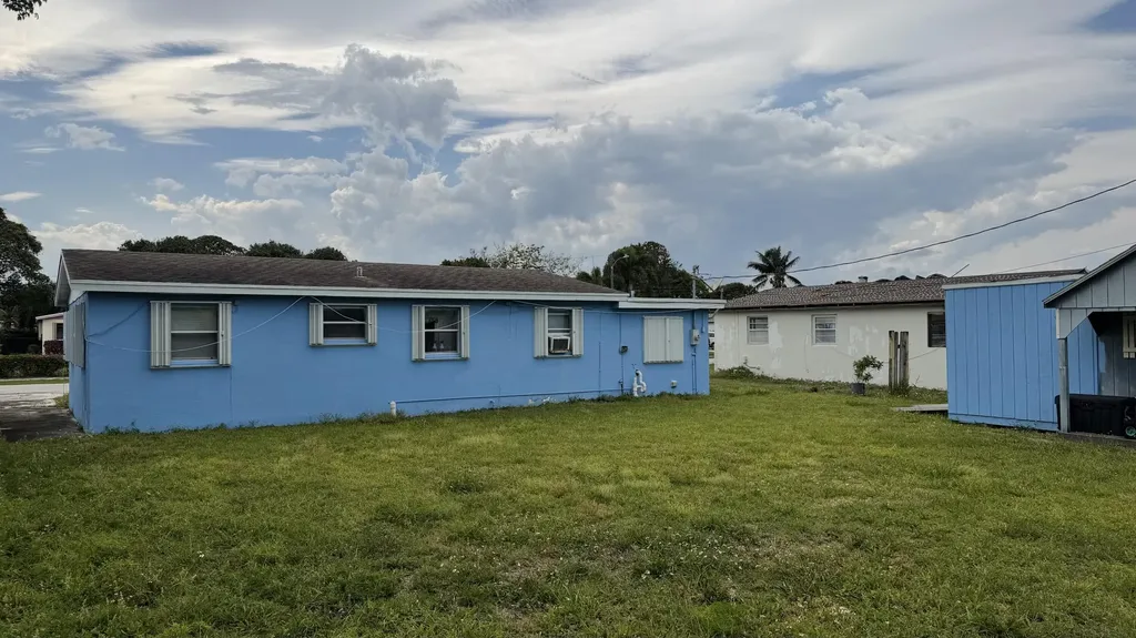 311 NW 11th Avenue Delray Beach FL 33444