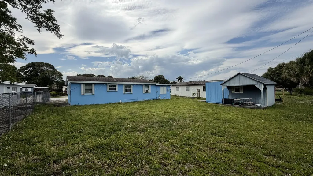 311 NW 11th Avenue Delray Beach FL 33444