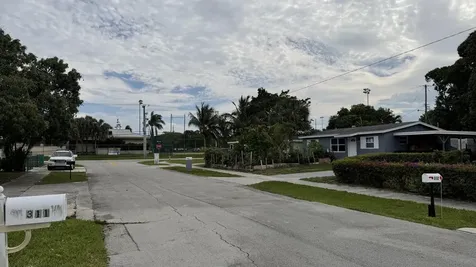 311 NW 11th Avenue Delray Beach FL 33444
