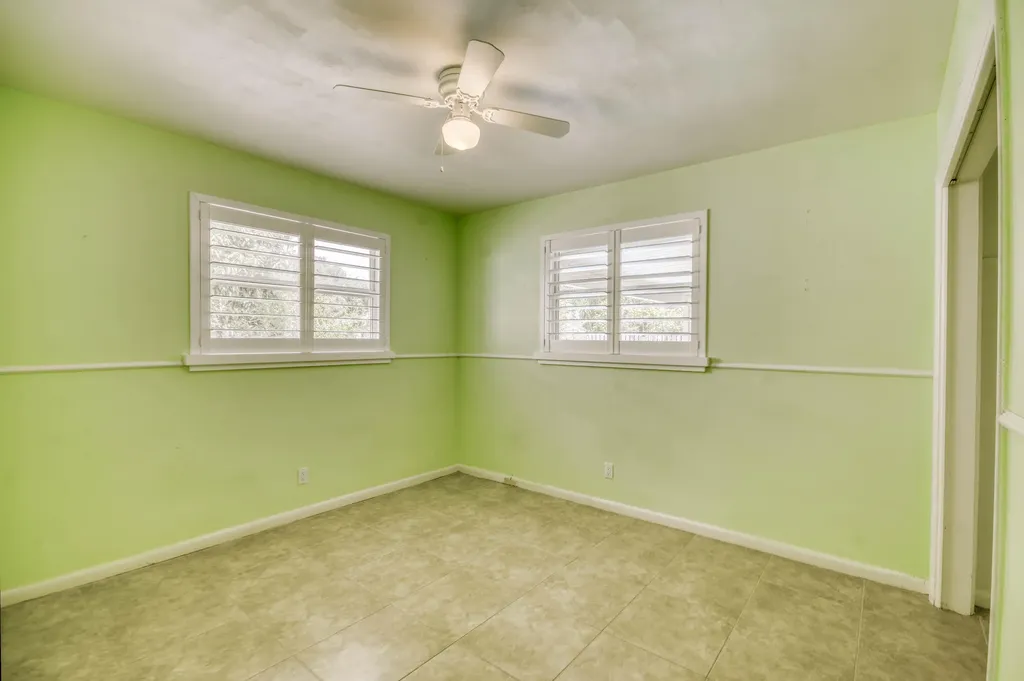 4359 Daffodil Circle N Palm Beach Gardens FL 33410