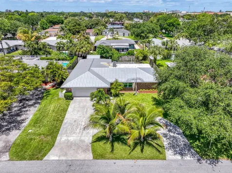 4359 Daffodil Circle N Palm Beach Gardens FL 33410