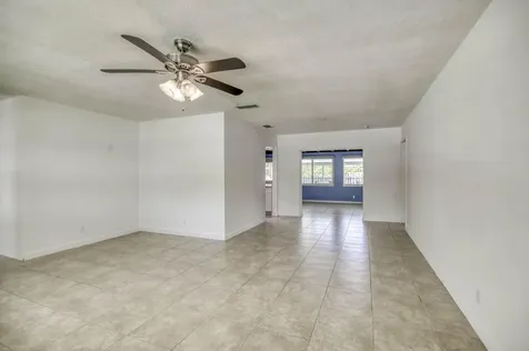 4359 Daffodil Circle N Palm Beach Gardens FL 33410