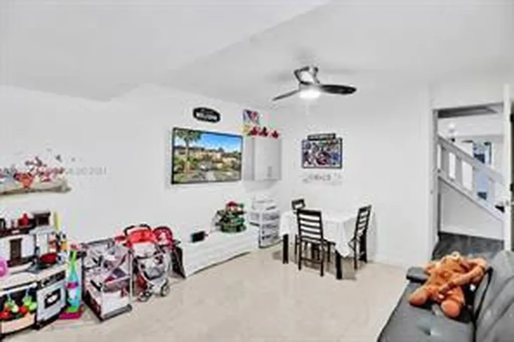 833 NW 81st Avenue Plantation FL 33324