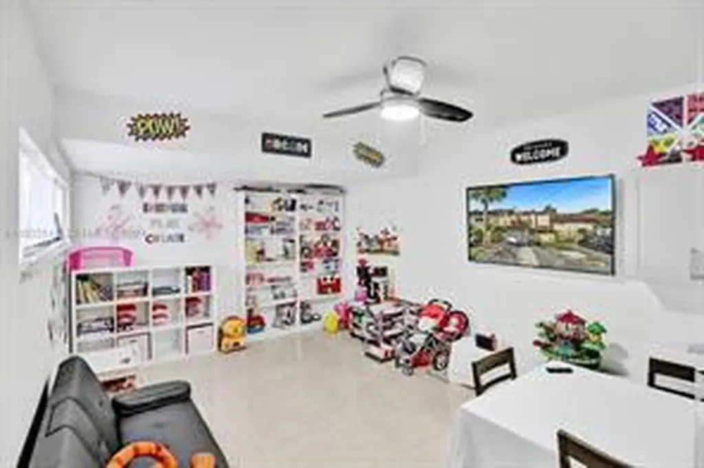 833 NW 81st Avenue Plantation FL 33324