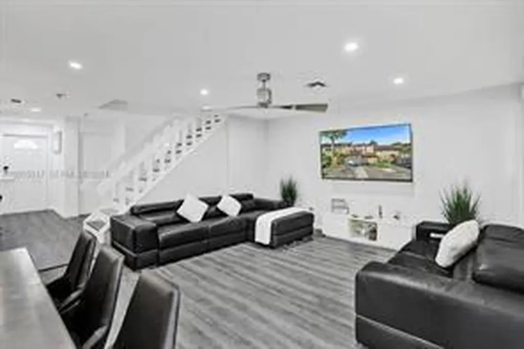 833 NW 81st Avenue Plantation FL 33324