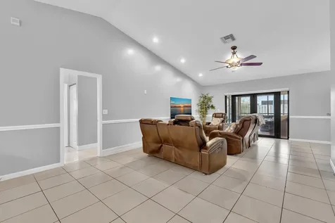 5270 NW 73rd Way Lauderhill FL 33319