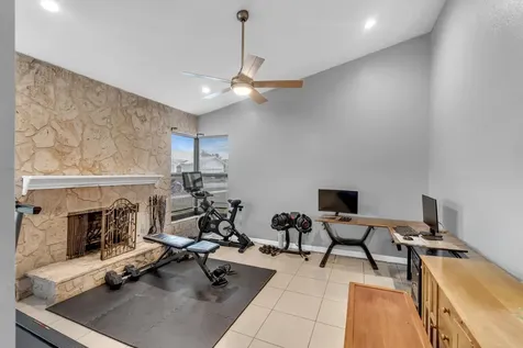 5270 NW 73rd Way Lauderhill FL 33319