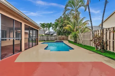5270 NW 73rd Way Lauderhill FL 33319
