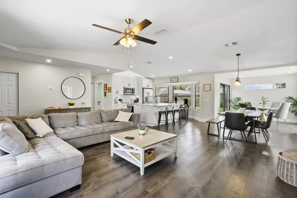1720 SW Beeker Street Port St Lucie FL 34953