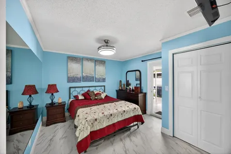 1020 Avon Road West Palm Beach FL 33401