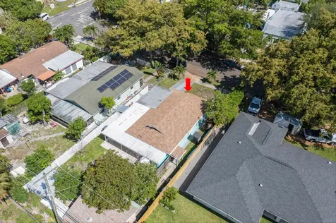 1020 Avon Road West Palm Beach FL 33401