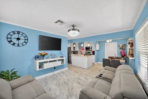 1020 Avon Road West Palm Beach FL 33401