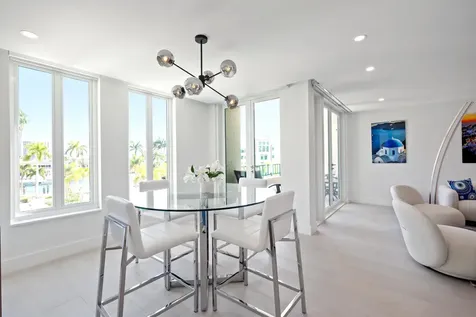 100 SE 5th Avenue Boca Raton FL 33432