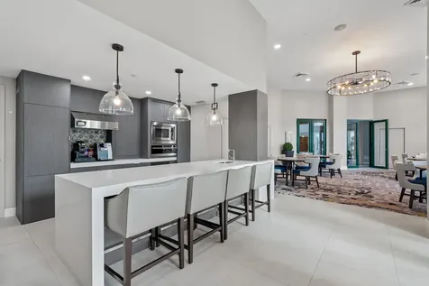 100 SE 5th Avenue Boca Raton FL 33432