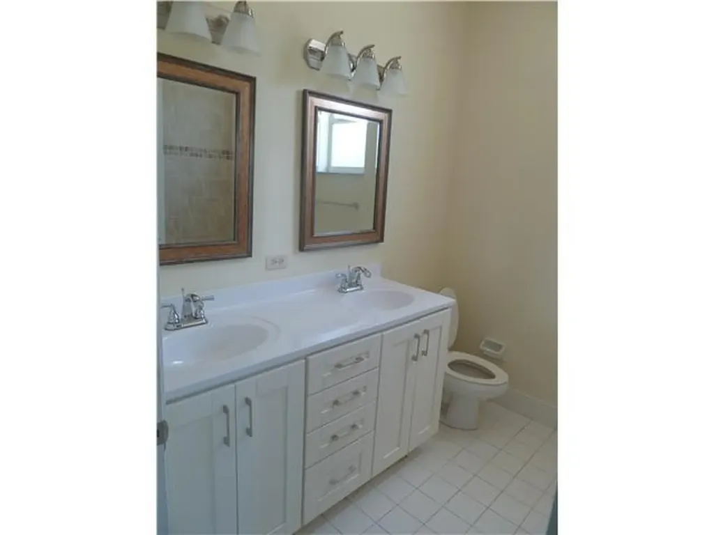 10525 NW 57th Court Coral Springs FL 33076