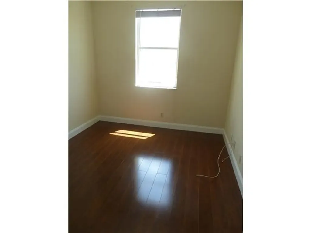 10525 NW 57th Court Coral Springs FL 33076