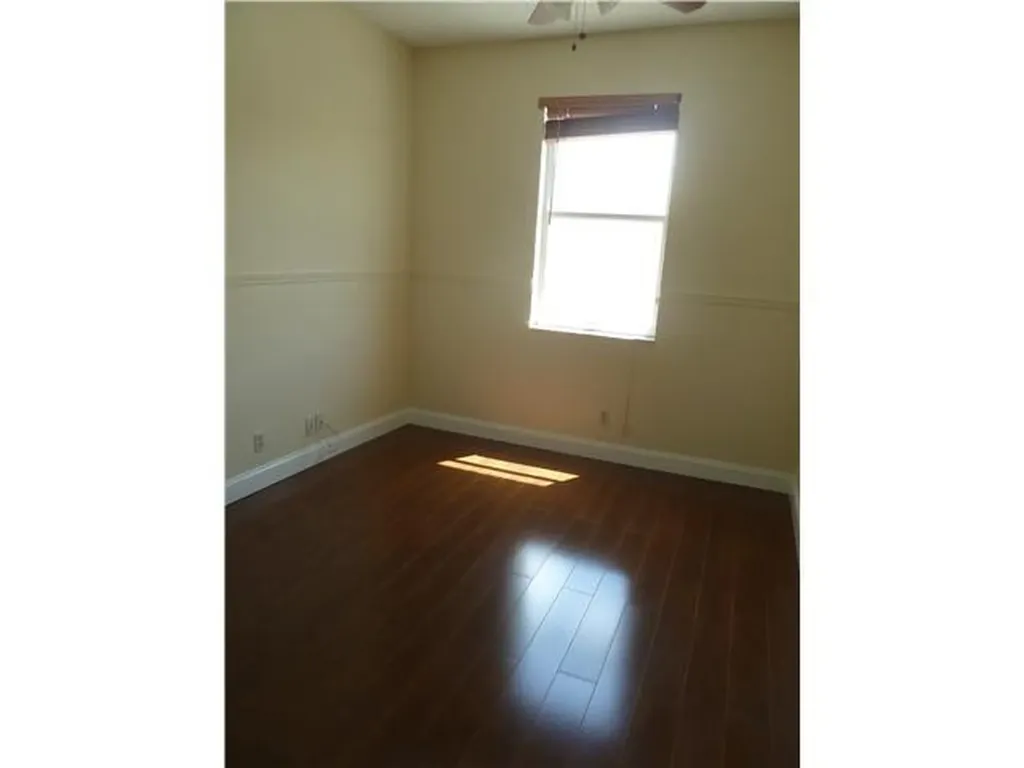 10525 NW 57th Court Coral Springs FL 33076