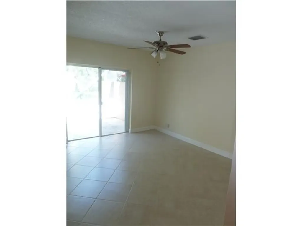 10525 NW 57th Court Coral Springs FL 33076