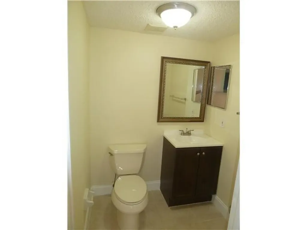 10525 NW 57th Court Coral Springs FL 33076