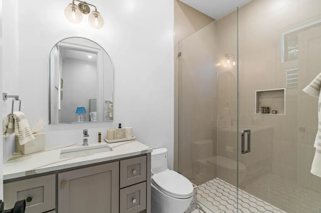 18 NW 15th Street Delray Beach FL 33444