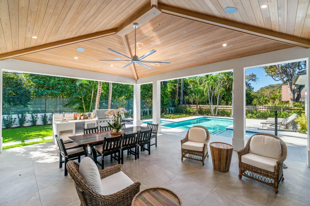 18 NW 15th Street Delray Beach FL 33444