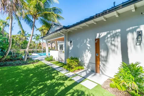 18 NW 15th Street Delray Beach FL 33444