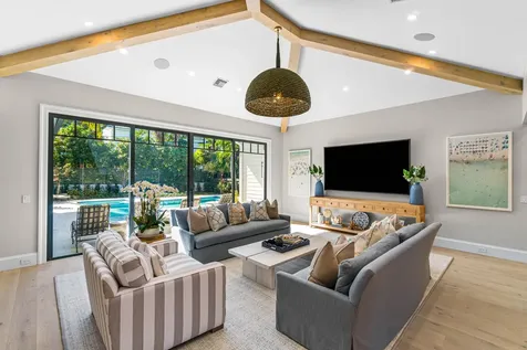 18 NW 15th Street Delray Beach FL 33444