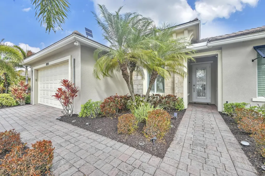 11555 SW Apple Blossom Trail Port St Lucie FL 34987