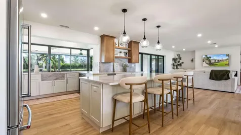 4761 SW 72nd Avenue Davie FL 33314