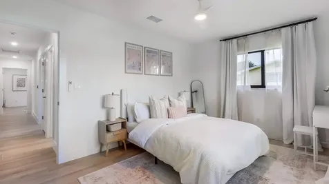 4761 SW 72nd Avenue Davie FL 33314