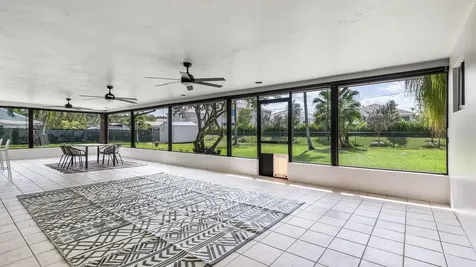 4761 SW 72nd Avenue Davie FL 33314