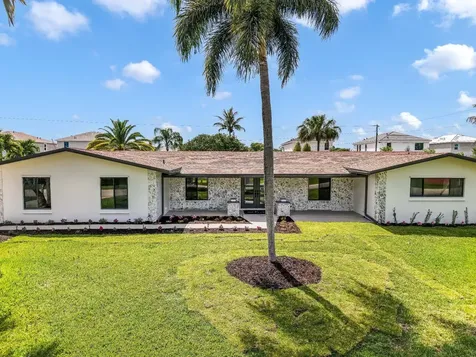 4761 SW 72nd Avenue Davie FL 33314