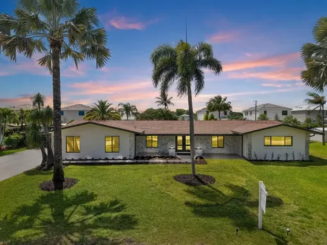 4761 SW 72nd Avenue Davie FL 33314
