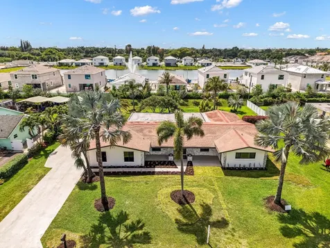 4761 SW 72nd Avenue Davie FL 33314