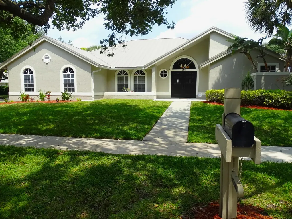 6325 Winding Lake Drive Jupiter FL 33458