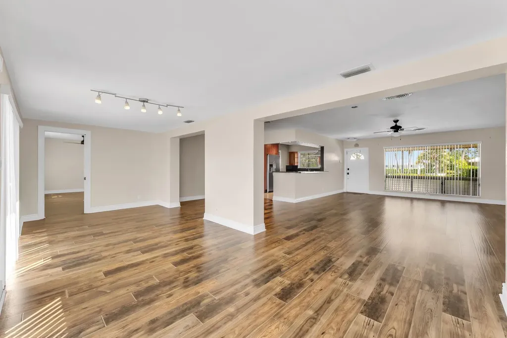 2940 NE 19th Street Pompano Beach FL 33062