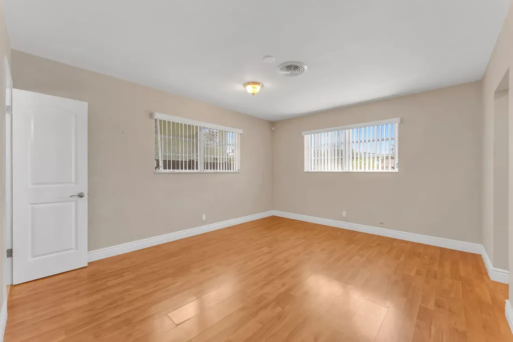 2940 NE 19th Street Pompano Beach FL 33062