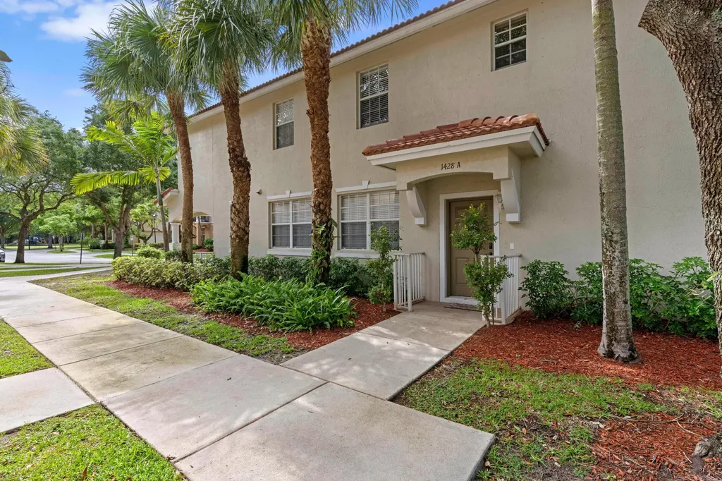 1428 W Wickham Circle Delray Beach FL 33445